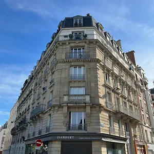 Beautiful With Balcony Appartement Paris